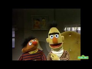 Classic Sesame Street - Bert and Ernie s Pretending Game Full Version
