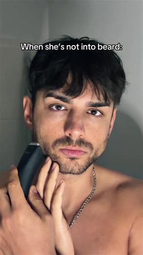 Beard Styles Face Off: Shaved vs. Babyface