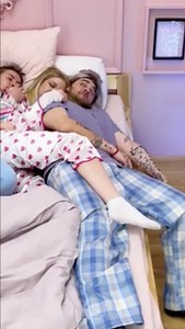 511K views · 536 reactions | When You're Sleeping Over  #funny #prank | Satisfying SKITS | Facebook