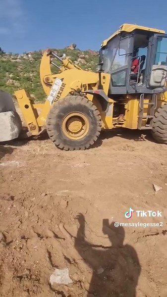 GRANITE BLOCK AVELEBLE IN OUR FACTORY CALL 0911257414