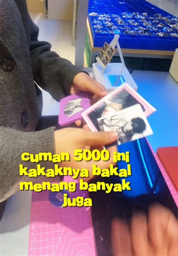 DIY photo doi check cuma 5000 ajaaa print nya! 🤩✨🫶🏻 #ItBeginsWhenYouMakeIt #PaddyBagsStudio #Paddy #diyfoto #jungkookbts