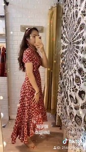 48 reactions · 12 shares | Chuyên mục 퐌퐢퐱 & 퐌퐚퐭퐜퐡 các váy tông đỏ ❤️❤️❤️ Cáo chọn ra các mẫu váy dáng dài lên mẫu cho các cô gái yêu thích sự thướt tha, dịu dàng nhé  ( Ấn HD xem rõ hơn ) Ghé cửa hàng tại 210 Đường Láng, Hà Nội 0916536969 Giao hàng toàn quốc | Redfox Clothing | Facebook