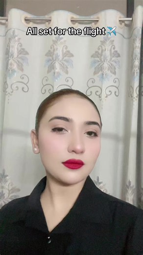 Preparing for a Flight: Makeup and Cabin Crew Tips