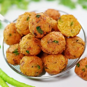 34K views · 856 reactions | New Crispy Pakora - With loads of veggies, prepare these new crispy Pakora using Murmura. You'll absolutely love it! :) | Papa Mummy Kitchen | Facebook