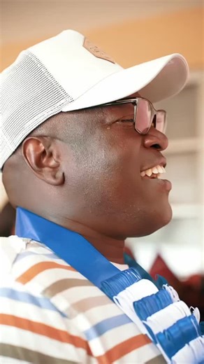 Azuka Ogujiuba | Mediaroomhub on Instagram: "The Ned Okonkwo Foundation ( @nedokonkwo ) continues to make a lasting impact by presenting a fully equipped ICT system, a home economics laboratory, and sewing machines to Ogombo Junior Secondary School — all aimed at developing essential skills and empowering young minds for a brighter future. @ceooflagos gives a heartfelt thank to @nedcomoaks, Ned Foundation and everyone who made this possible. The emotions truly say it all, another milestone achie