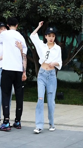 #girlxinh #xuhuongtiktok #thoitrang #danbaythatnghiep #ngavandep #thegioitrongy6pvn #vudieuxuanong #nhanvatcuatoi #tiktokvietnam #kolvina