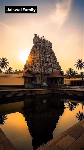 Simran❤️Ankit on Instagram: "Sree Padmanabha Swamy Temple, West Nada, Fort, East Fort, Pazhavangadi, Thiruvananthapuram, Kerala #sreepadmanabha #swamytemple #keralatemple #thiruvananthapuram #padmanabhaswamytemple"