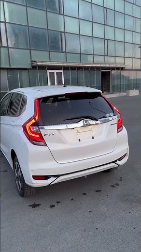 Honda Fit Review in a Minute