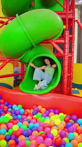 337K views · 816 reactions | Papá, mamá… ¿buscan un plan diferente? Vengan a la Zona Play-Doh y disfruten viendo cómo sus hijos crean, juegan y se llenan de color   Todos los días de 12 p.m. a 9 p.m.  Real Plaza Chiclayo ️ s/20 por 30 minutos presentando tu ticket de compra desde s/50 en el centro comercial. Aplican T&C. | Real Plaza | Facebook