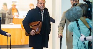 Prozess gegen Bonner Kinderpsychiater: Zeugin per Video zugeschaltet, weil sie nicht mit Winterhoff in einem Raum sein will