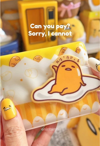 Gudetama Wallet: Cute Essentials Inside!