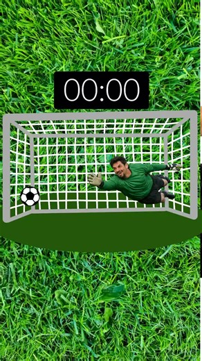 ❗ Quase ninguém consegue parar exatamente em 01:59… será que você consegue? ⏸️ Pause no exato momento em que o goleiro faz a defesa. Muito cedo. Muito tarde. Por milissegundos… 👇 Agora é com você Comente TEMPO DEFESA 📸 Se acertar o frame exato, prove com um print. 🏆 Quão perto você chegou de 01:59? #futebol #penalti #desafio