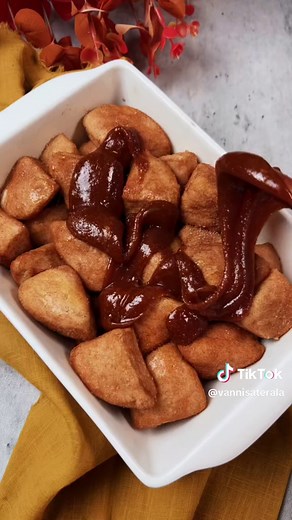 Delicious Monkey Bread Recipe for an Autumn Weekend