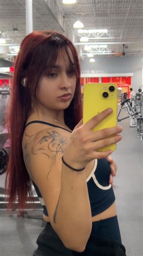 Learned some new workouts today and I feel like you should learn them too, they felt good 🤧💛