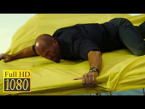 Jason Statham beats up the mercenaries and escapes by paragliding / Mechanic: Resurrection (2016)