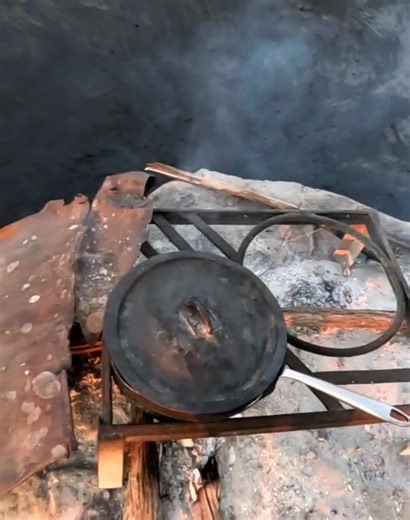 205 reactions · 25 comments | Welcome to my beautiful Village Homestead in Zimbabwe  Africa See beautiful sunset   | Thandiwe Mahleka | Facebook