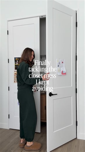 Chelsey Freng on Instagram: "Reply REFRESH for links to shop! 🧺 Not pictured = the mess 🤦‍♀️ I meant to take a better before shot, but forgot. This closet has been a mess since we moved in a year ago. We had a dresser in here + 2 moving boxes so there was no space. After adding a cabinet, felt guns (I need to buy a few more) and the over the door storage, the boys can actually find their toys. 🙌 #closet #organizeyourhome #organization #kidsroom"