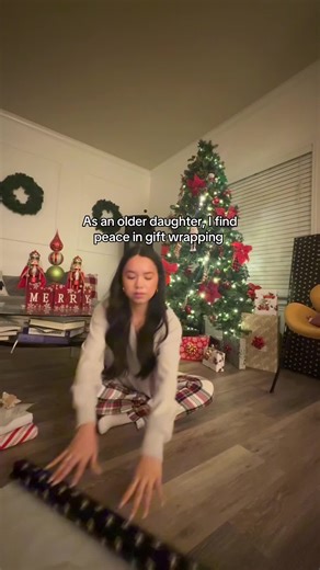 Gift Wrapping Tips for the Perfect Christmas Surprise