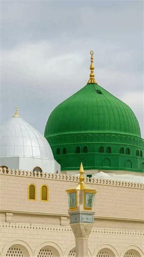 Umer ki jurat py jaon....#ytshorts_ #madina #hearttouchingnaat