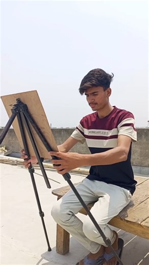 JITENDRA ART on Instagram: "Magnifyingglass se Qr draw Day-3 . . . . . . . #art #creative #qrcode #scanner #sunlight #magnifyingglass"
