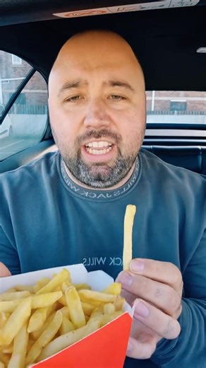 Who remembers Wimpy? I found a Wimpy in Rotherham so heresy Foodreview #wimpy #WimpyUK #burger #memories #Foodreview #rotherham | Hady Tate