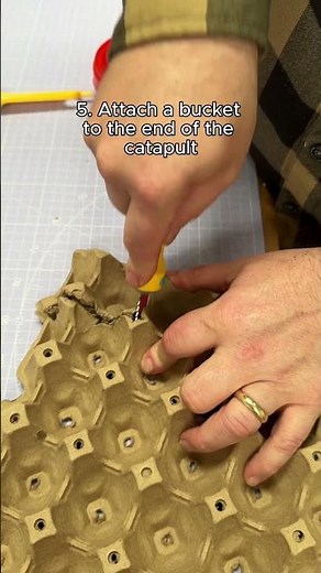 Easy DIY catapult tutorial with cardboard and Makedo! #cardboardcrafts