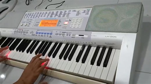 5.3K views · 49 reactions | Casio Dáng đẹp. Nhiều chức năng, phím hộp có đèn Giá: 2tr3 | Việt Sang Keyboard | Facebook