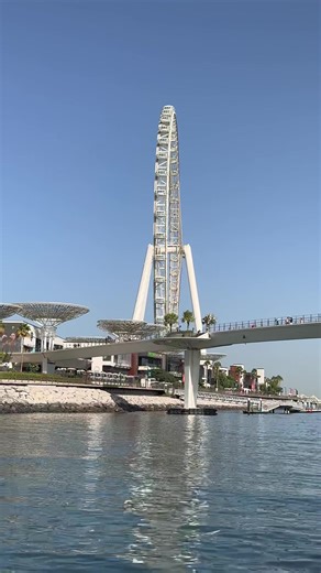 Explore Dubai: A Guide to UAE's Iconic City