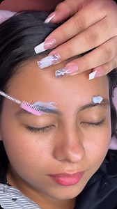 14K views · 252 reactions | ✨Botox para cejas y pestañas✨ ✅Reconstruye ✅Restaura ✅Hidrata ✅Rejuvenece ✅Evita la caída ✅Acelera el crecimiento | Angie Varela Studio | Facebook
