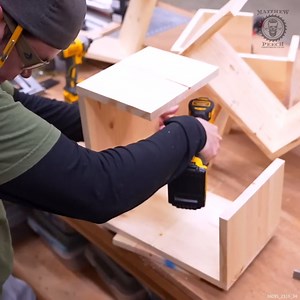 82K views · 583 reactions | #diy #planterbox #diyprojects #woodworkingcommunity #build | Matthew Peech Woodworking And DIY | Facebook