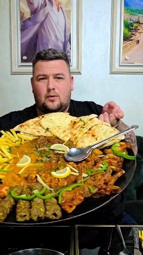 Is this the best authentic Pakistani cuisine in Bolton? #PakistaniCuisine #tawa #familymeals #bolton #reels | Ryan Bbf Reviews