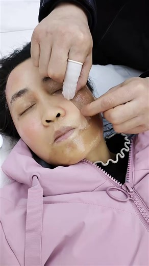 美白祛斑：分享你的购物和直播体验