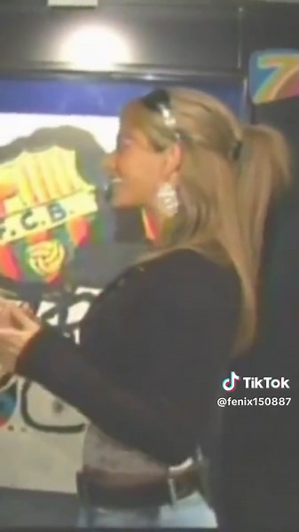 Dxtips 2006 mis inicios @Inés Sainz #periodista #conductora #inessainz #tvazteca #dxtips #jeans #rubia #cuerpazo