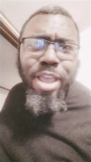 ANGRY CHICAGO BEARS FAN REACTION LOSING TO LOS ANGELES RAMS