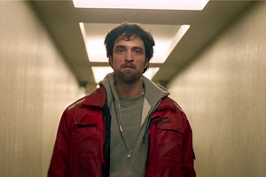 ‘Good Time’ Review: Robert Pattinson Lurches Desperately Through Queens
