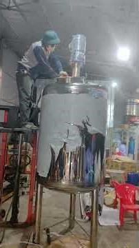 Manufacturing Industrial Mixing Tanks for Cosmetic and Detergent Production