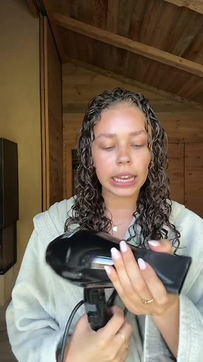 Curly Hair Community's Plea to Hotels: Add Diffusers