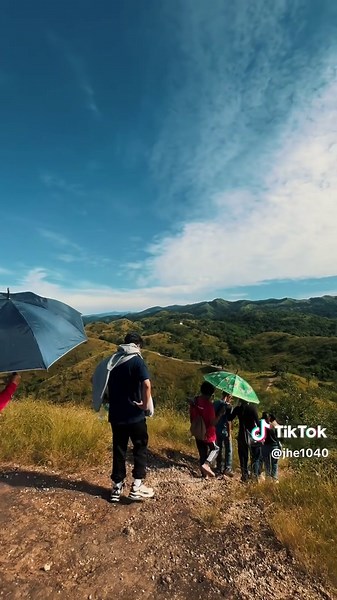 Explore Creative Thinking Techniques Beyond Constraints