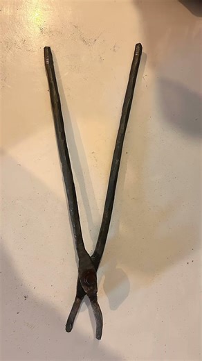 Beginner Blacksmith. #blacksmithing #forging #diy