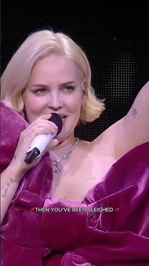 Anne-Marie - This made my heart sing 🥹THE BEST TIME OF YEAR #annemarie #shorts