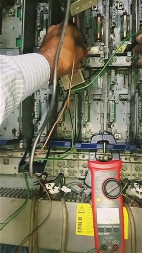 Electrical device testing by Digital clamp meter#shortsfeed#diy#electrician#shorts#viral