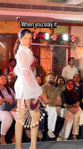 When yoy wear it and when you slsy it 🔥💕 #model