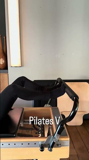 Pilates reformer Footwork position on the foot bar
