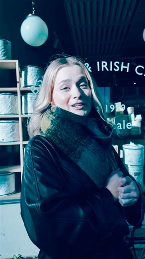 D'Addario Orchestral | Walk and Talk 🗣️ Festive Edition with Haley Richardson🎻❄️ In our final Holiday video with the Riverdance fiddler, we took a walk around... | Instagram