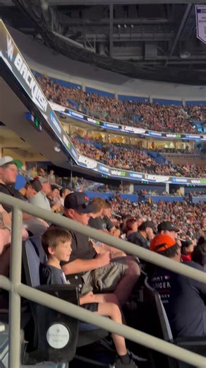 Haven’t even started yet - pretty full arena. Talking to people and yesss, the online perspective does not match the crowd. #WWEBacklash
