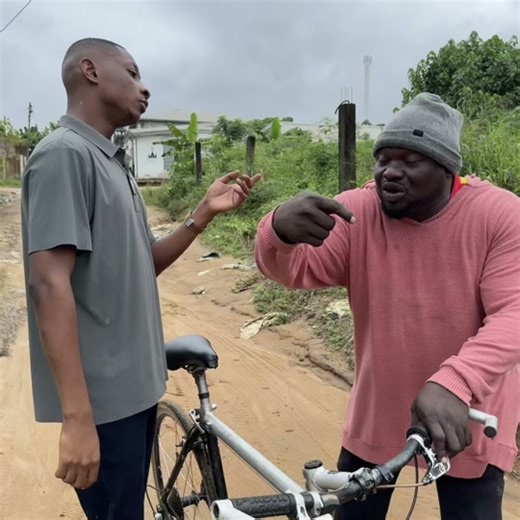 Vieux la et la comédie camerounaise : Un échange hilarant