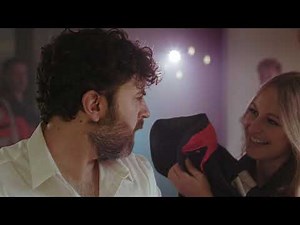 Helping everyone to be a lifesaver. The defibrillator for ordinary people from Primedic.