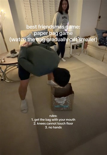 The best friends game to get all the giggles and laughs 🤣 🧳Paper bag game rules: 1. Bend over and grab the bag with your mouth 2. Rip off the part your mouth touched, (can rip off a big or small portion) 3. No hands allowed 4. Knees cannot touch the floor, feet flat on the ground Try this game at your next friends gathering. I promise it is so funny 🤭 #friendsmas #friendsgame #games #holidaygames #fungames