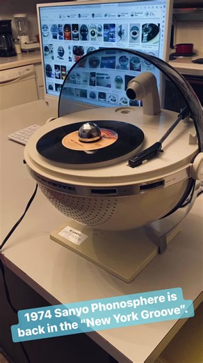 1974 Sanyo Phonosphere is back in the “New York Groove”. | Johnny Jetson