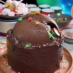 3.8M views · 10K reactions | Round up your crew for the ultimate in cake carnage  #HappyCakeDay | Food Network UK | Facebook